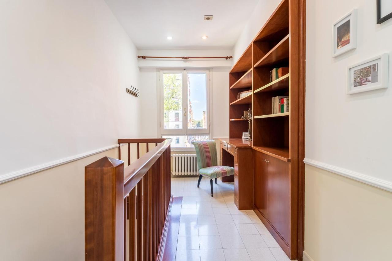 Elizabeth Penthouse, Charmy In Little London 10 Min From The Center Appartement