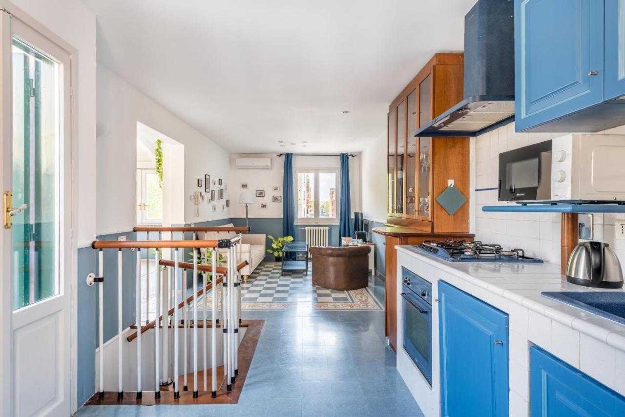Elizabeth Penthouse, Charmy In Little London 10 Min From The Center Appartement Rome